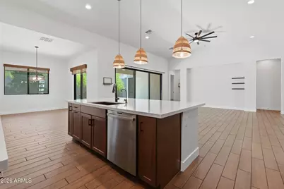 813 E Corral Road, Phoenix, AZ 85042 - Photo 15
