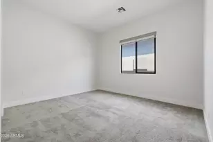 813 E Corral Rd, Phoenix, AZ 85042 - Photo 35