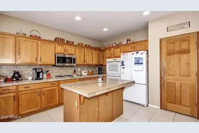 2021 E Desert Inn Drive, Chandler, AZ 85249 - Photo 5