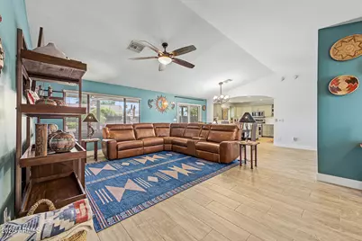 22627 N 31st Avenue, Phoenix, AZ 85027 - Photo 9