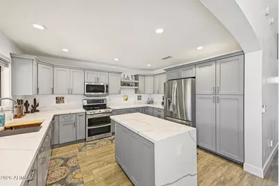 22627 N 31st Avenue, Phoenix, AZ 85027 - Photo 5