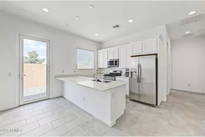 9654 W Mitchell Drive, Phoenix, AZ 85037 - Photo 31