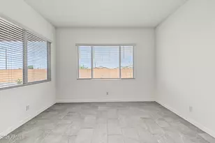 9654 W Mitchell Dr, Phoenix, AZ 85037 - Photo 11