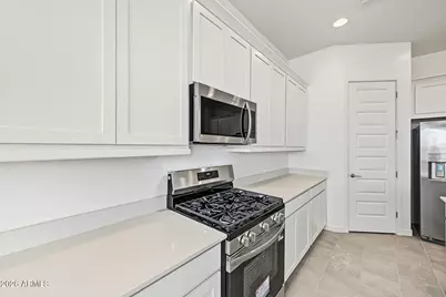 9654 W Mitchell Drive, Phoenix, AZ 85037 - Photo 17