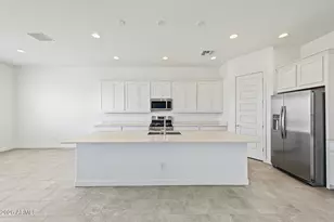 9654 W Mitchell Dr, Phoenix, AZ 85037 - Photo 15