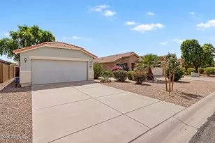 967 E Monteleone St, San Tan Valley, AZ 85140 - Photo 5