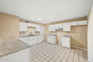 4630 E Southern Ave, Phoenix, AZ 85042 - Photo 11
