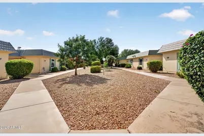 10554 W Ocotillo Drive, Sun City, AZ 85373 - Photo 31