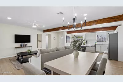 2929 N 55th Place, Phoenix, AZ 85018 - Photo 17