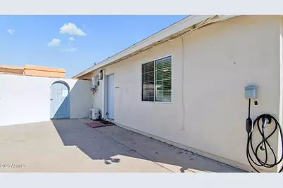 2929 N 55th Place, Phoenix, AZ 85018 - Photo 41