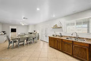 6228 W Pierson St, Phoenix, AZ 85033 - Photo 11