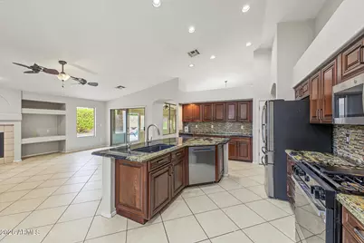 8838 W Potter Drive, Peoria, AZ 85382 - Photo 13