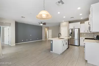 5218 W Buckskin Trail, Phoenix, AZ 85083 - Photo 9