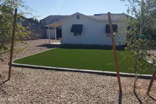 3032 N 34th St, Phoenix, AZ 85018 - Photo 1