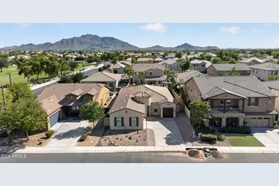 2883 E Ridgewood Lane, Gilbert, AZ 85298 - Photo 3