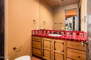 8300 E Dixileta Dr, Scottsdale, AZ 85266 - Photo 51