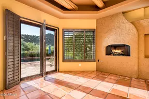 8300 E Dixileta Dr, Scottsdale, AZ 85266 - Photo 35