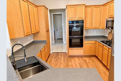 22410 N 48th Street, Phoenix, AZ 85054 - Photo 3
