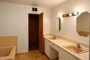 1895 W Aspen Ln, Overgaard, AZ 85933 - Photo 11