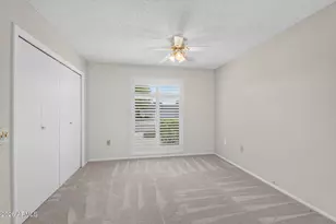 10146 W Hutton Dr, Sun City, AZ 85351 - Photo 21