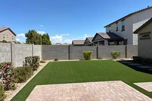 17296 W Valentine St, Surprise, AZ 85388 - Photo 37