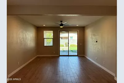 17296 W Valentine Street, Surprise, AZ 85388 - Photo 11