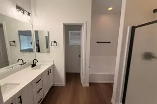 1015 S Val Vista Dr, Mesa, AZ 85204 - Photo 25