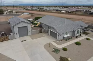 2024 E Eucalyptus Ln, San Tan Valley, AZ 85143 - Photo 9