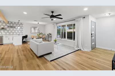 4608 E Wilshire Drive, Phoenix, AZ 85008 - Photo 5