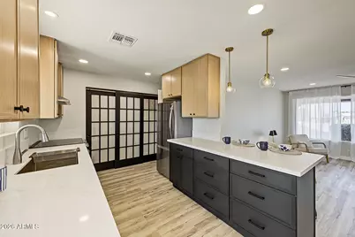 613 N 63rd Place, Mesa, AZ 85205 - Photo 7