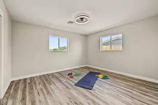 613 N 63rd Pl, Mesa, AZ 85205 - Photo 13