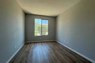 5618 N 87th Dr, Glendale, AZ 85305 - Photo 11