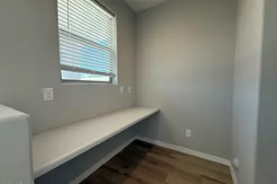 5618 N 87th Dr, Glendale, AZ 85305 - Photo 9