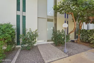 4401 N 40th Street #13, Phoenix, AZ 85018 - Photo 3