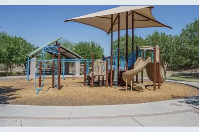 21257 W Berkeley Road, Buckeye, AZ 85396 - Photo 27