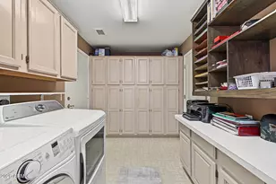 8450 W McRae Way, Peoria, AZ 85382 - Photo 29
