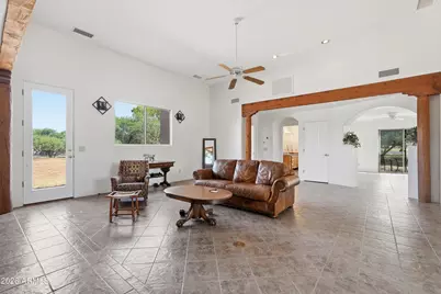 10425 E Willow Drive, Cornville, AZ 86325 - Photo 13