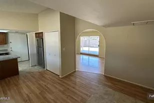 1643 W Muriel Dr, Phoenix, AZ 85023 - Photo 7