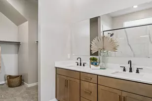 2549 W Satinwood Dr, Phoenix, AZ 85045 - Photo 23