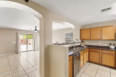 5808 S 32nd Avenue, Phoenix, AZ 85041 - Photo 3