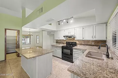 3302 W Kristal Way, Phoenix, AZ 85027 - Photo 13