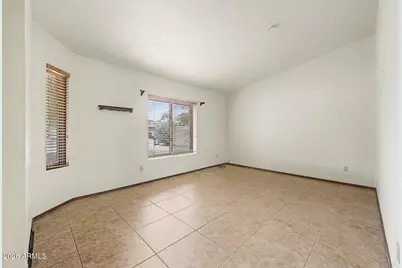 3302 W Kristal Way, Phoenix, AZ 85027 - Photo 5