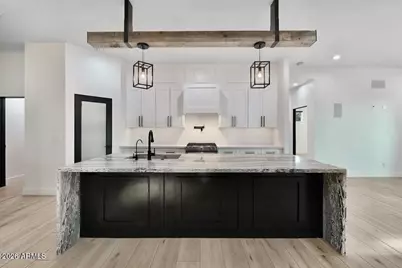 7748 N 13th Place, Phoenix, AZ 85020 - Photo 5