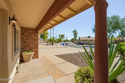 11825 S Coconino Street, Phoenix, AZ 85044 - Photo 9