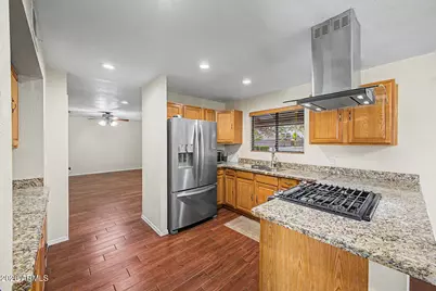 7200 W North Lane, Peoria, AZ 85345 - Photo 15