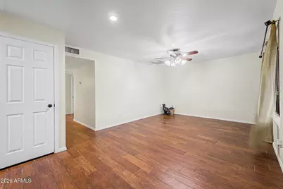 7200 W North Lane, Peoria, AZ 85345 - Photo 7