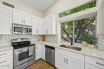 19027 N 90th Lane, Peoria, AZ 85382 - Photo 5