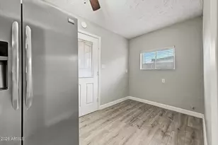 602 W Chipman Rd, Phoenix, AZ 85041 - Photo 13