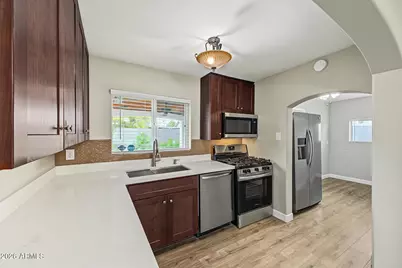 602 W Chipman Road, Phoenix, AZ 85041 - Photo 11