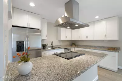 8513 E Mariposa Drive, Scottsdale, AZ 85251 - Photo 3